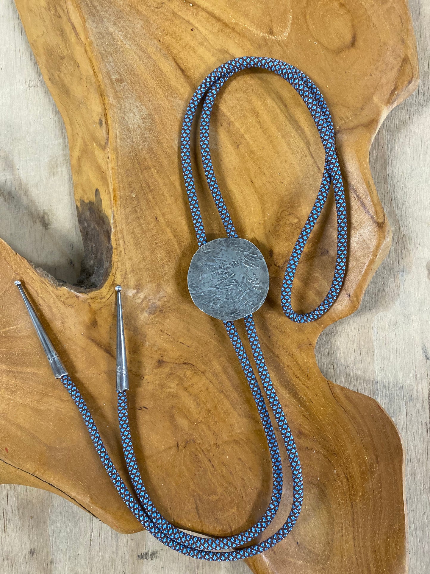 Moon Bolo